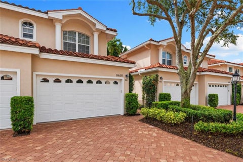 Photo of 8460 Abbington CIR #1811, NAPLES, FL 34108 (MLS # 226035237)