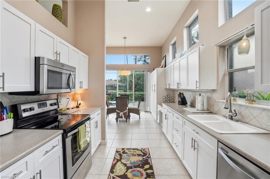 SILVER OAK AT THE VINES - Residential