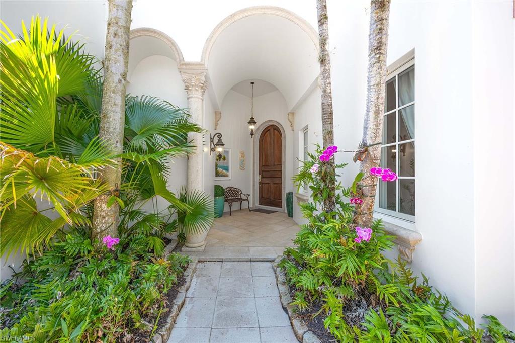 LAS PALMAS - Residential Lease