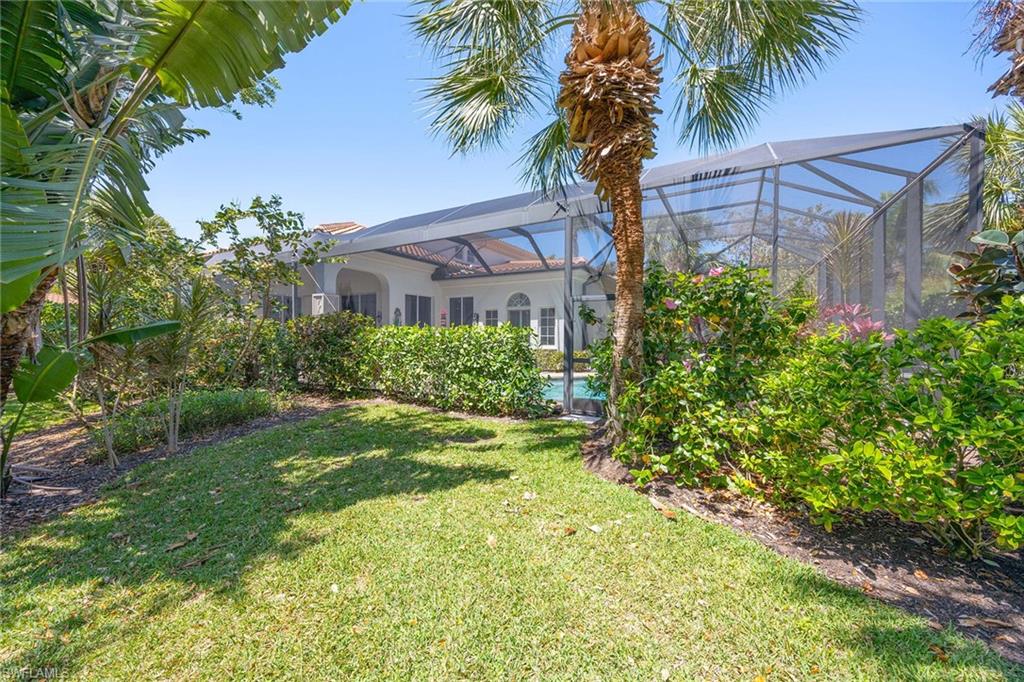 LAS PALMAS - Residential Lease