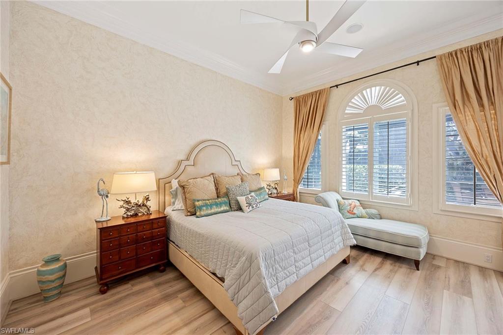 LAS PALMAS - Residential Lease