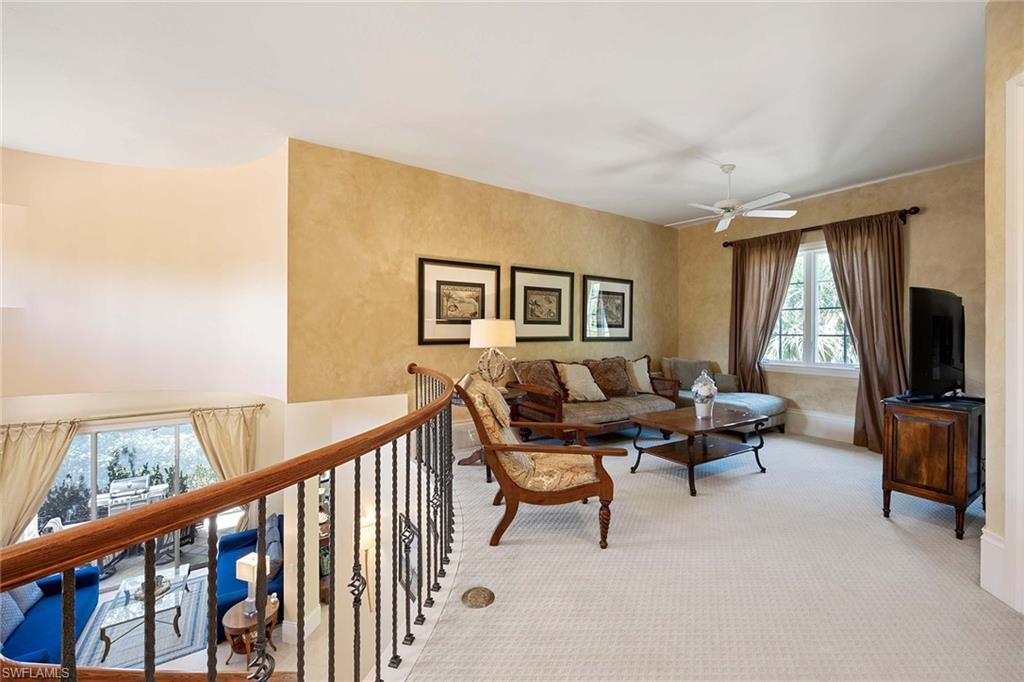 LAS PALMAS - Residential Lease