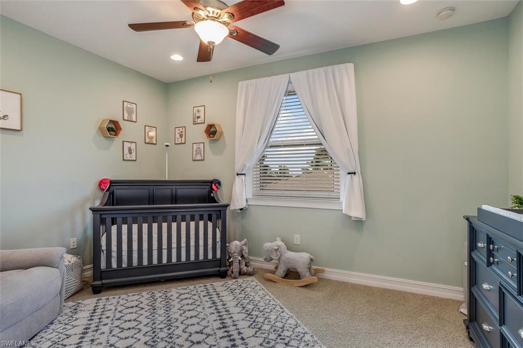 BANYAN BAY - Residential