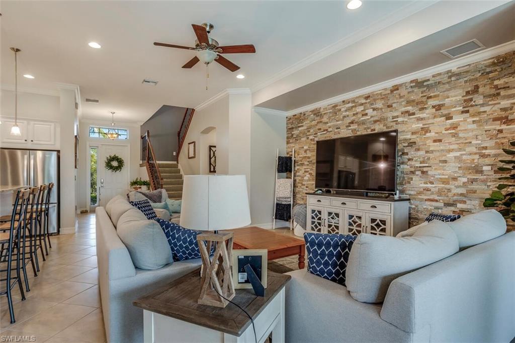 BANYAN BAY - Residential