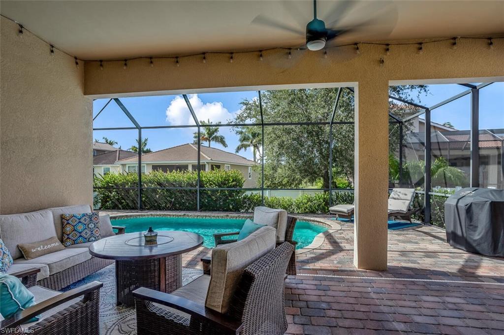 BANYAN BAY - Residential