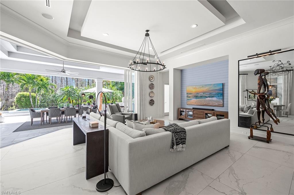 QUAIL WEST - Residential