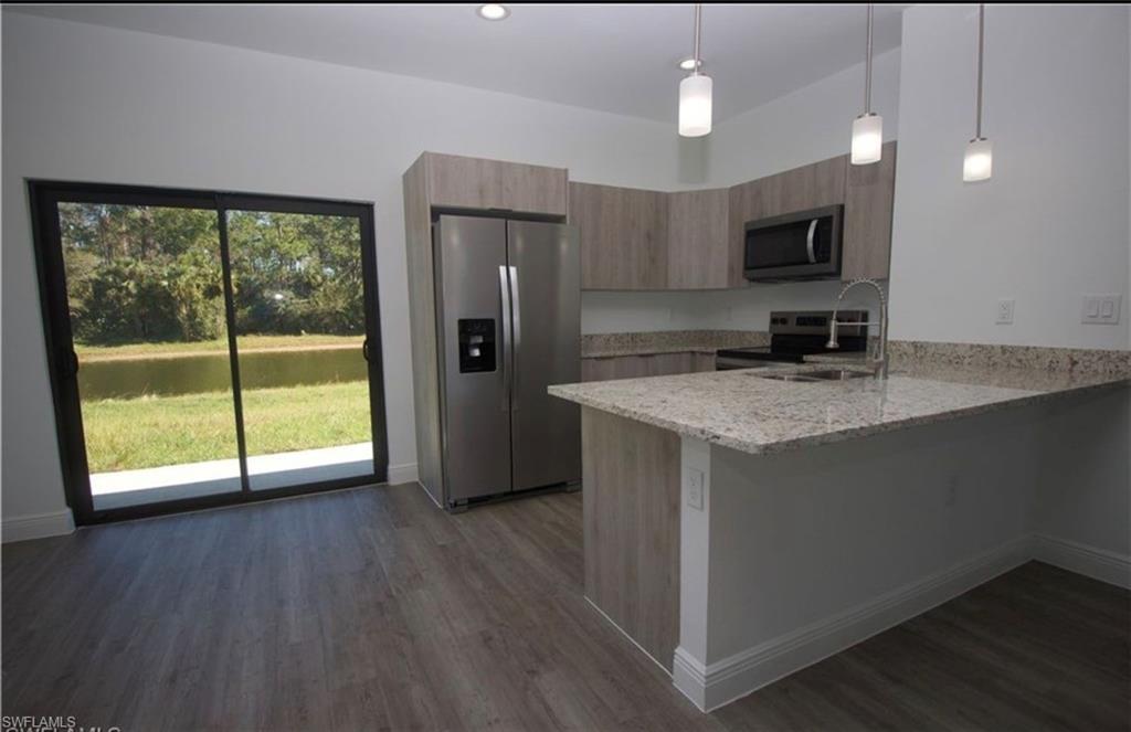 PORT LABELLE - Residential Lease