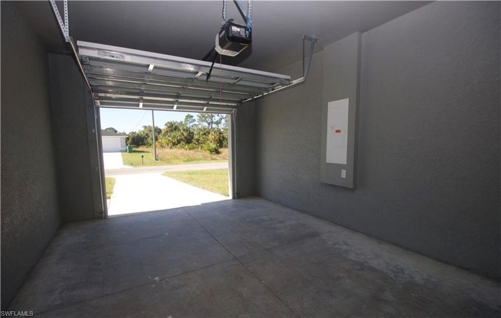 PORT LABELLE - Residential Lease