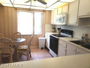 GLADES COUNTRY CLUB - Residential