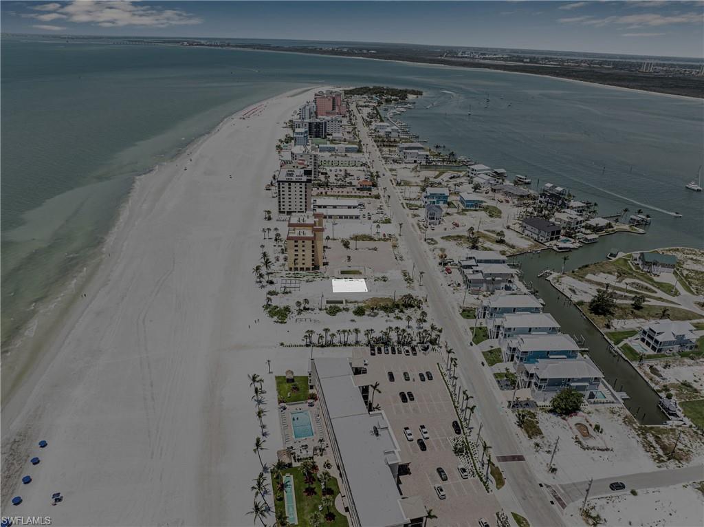 612 Estero BLVD