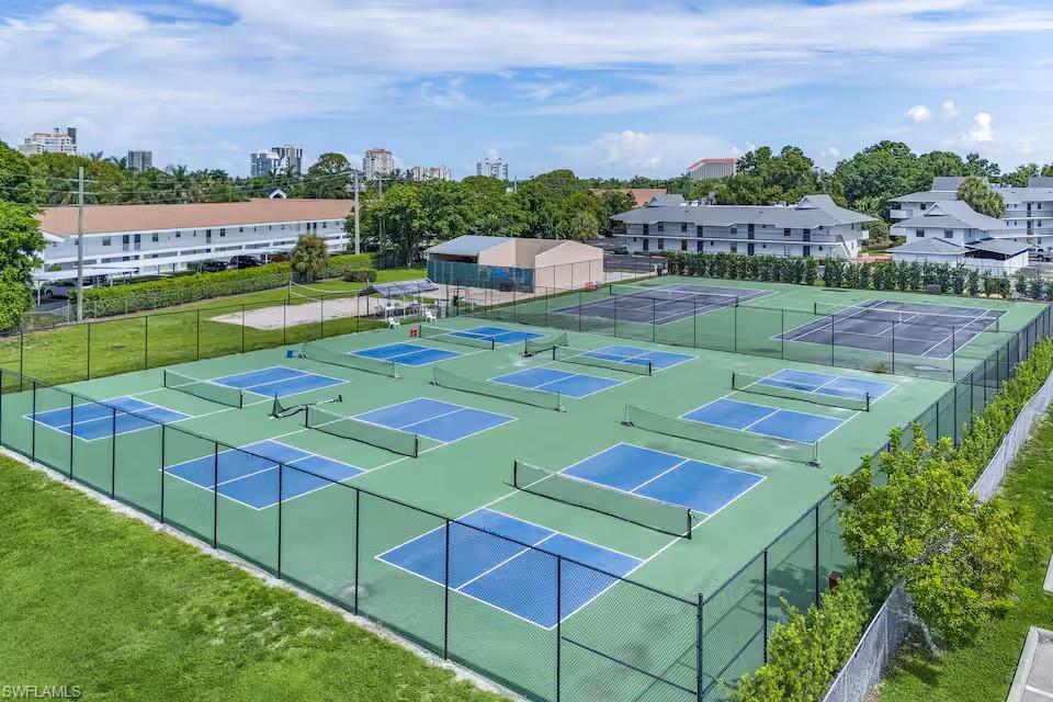 PARK SHORE RESORT - Residential