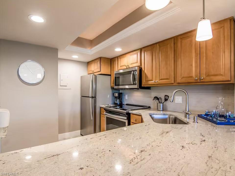 PARK SHORE RESORT - Residential