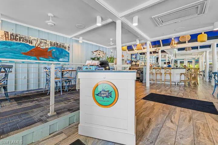 PARK SHORE RESORT - Residential