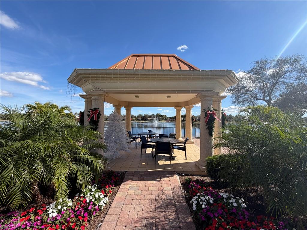 VERONA WALK - Residential