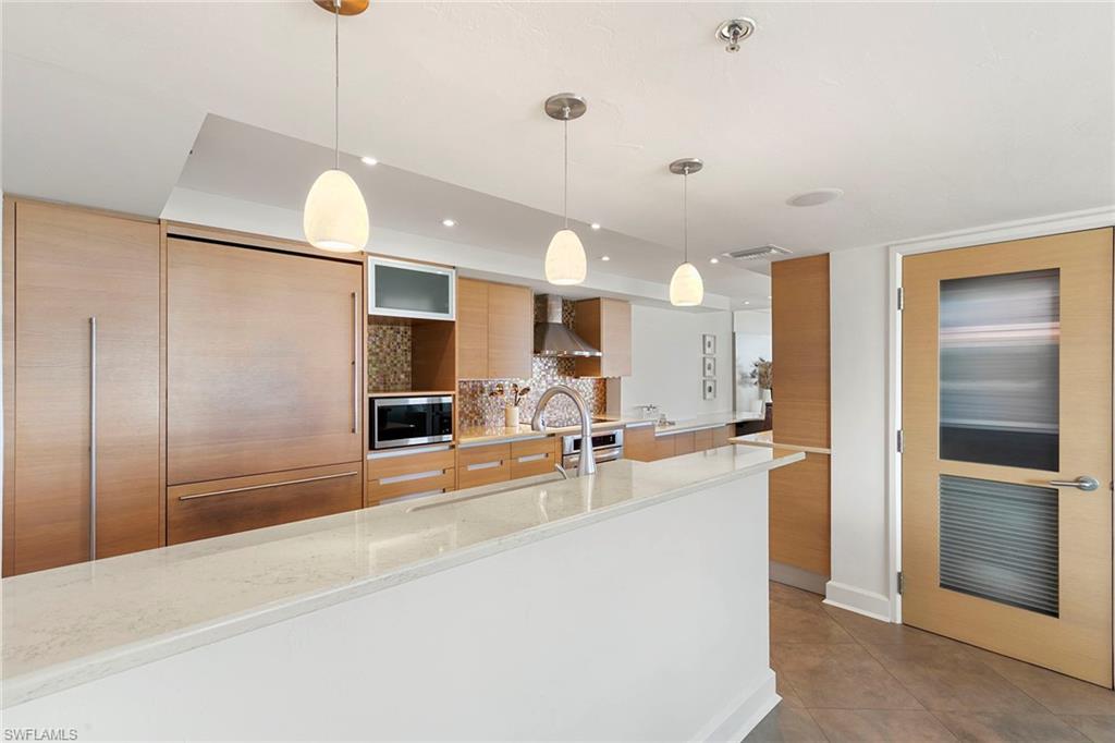 SOMERSET OF MARCO ISLAND - Residential