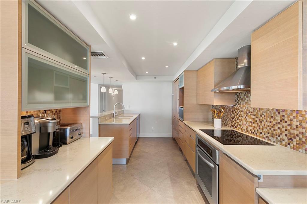 SOMERSET OF MARCO ISLAND - Residential