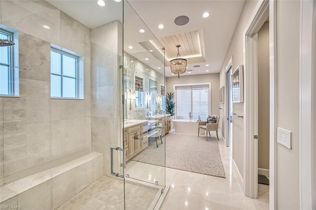 OYSTER BAY - Residential