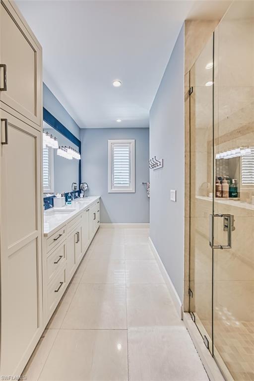 OYSTER BAY - Residential