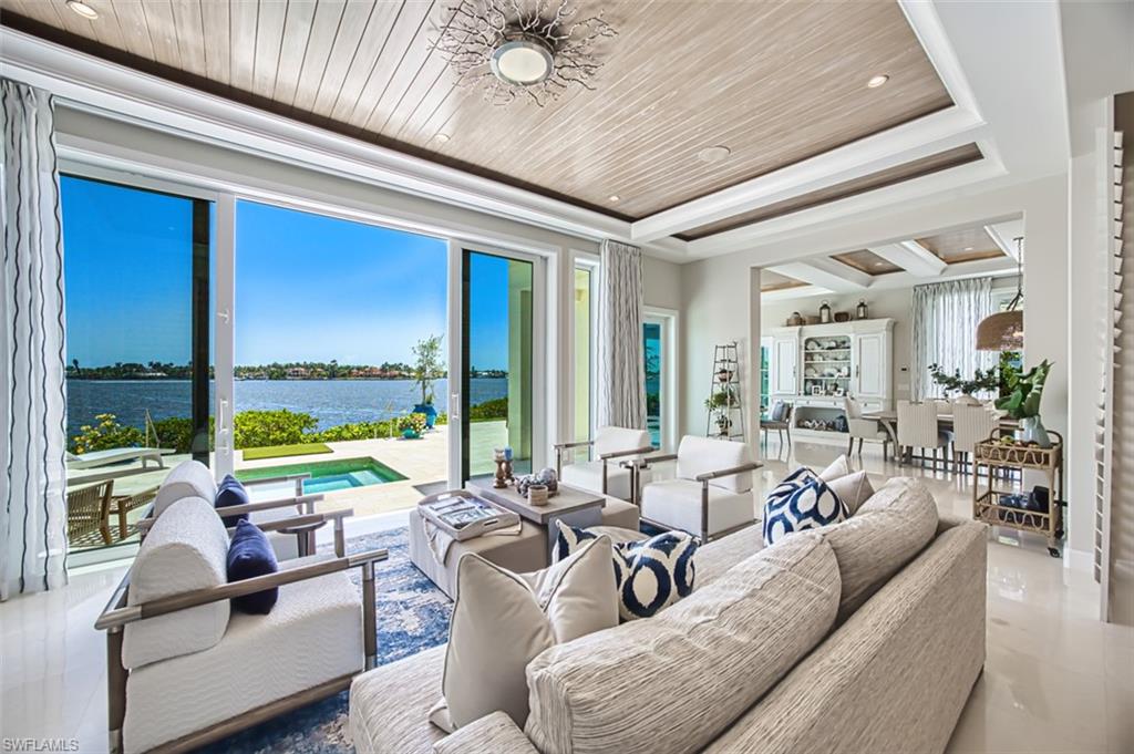 OYSTER BAY - Residential