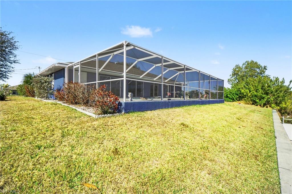 CAPE CORAL - Residential