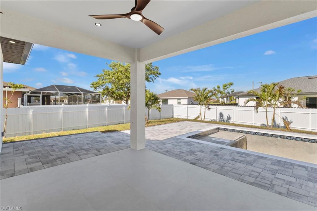CAPE CORAL - Residential