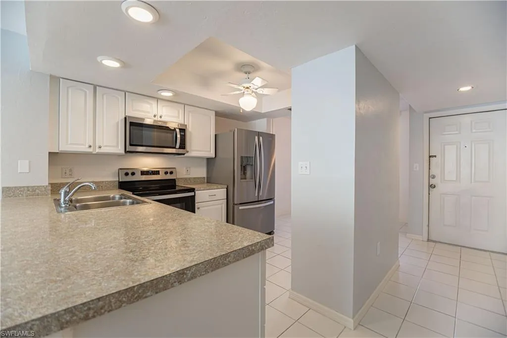 Naples, Florida 34110, United States, 2 Bedrooms Bedrooms, ,2 BathroomsBathrooms,Residential,Active,15777