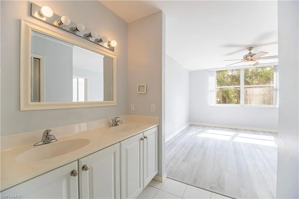 Naples, Florida 34110, United States, 2 Bedrooms Bedrooms, ,2 BathroomsBathrooms,Residential,Active,15777