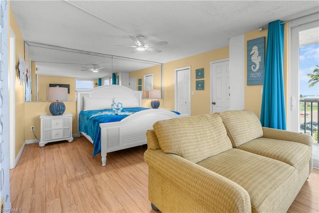 BEACH AND TENNIS CLUB - Residential