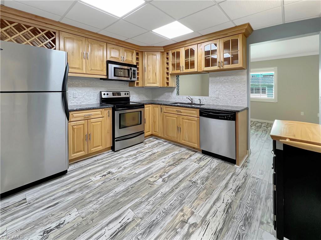 BAY HARBOR CLUB CONDO - Residential