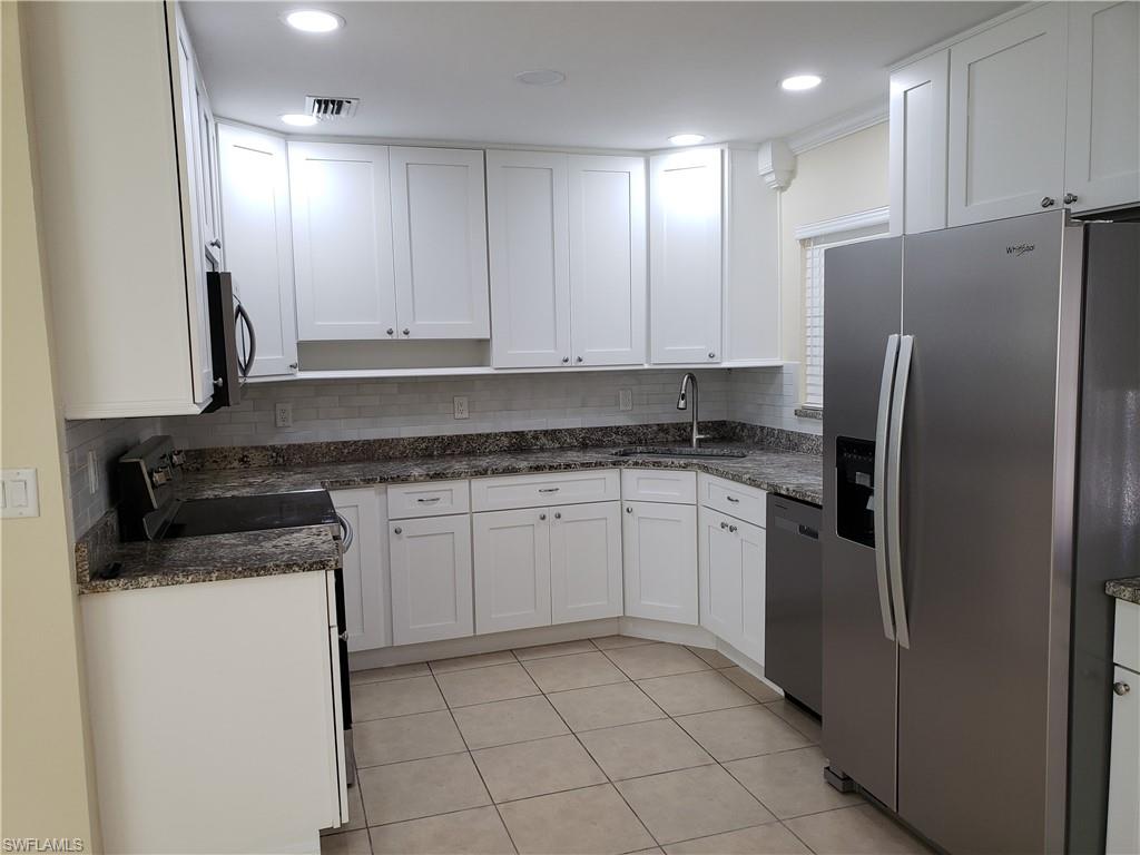 SAN CARLOS PARK - Residential Lease