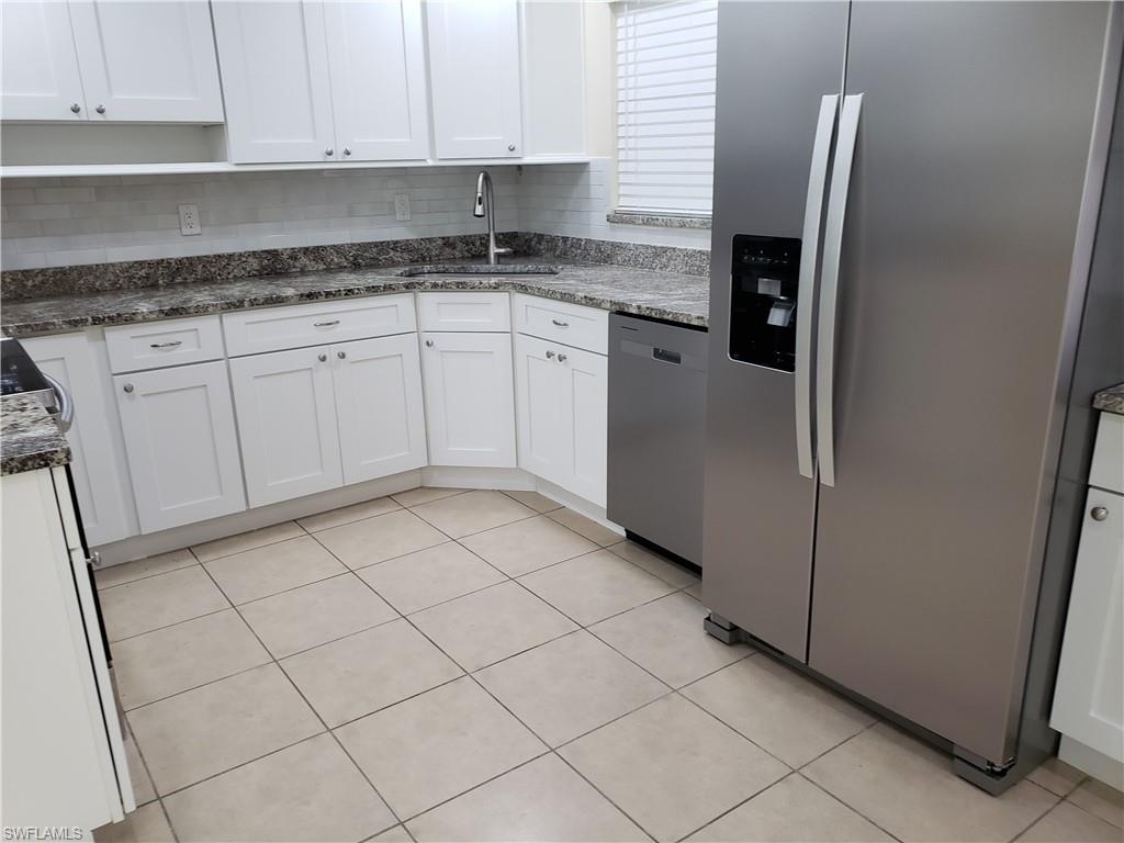 SAN CARLOS PARK - Residential Lease