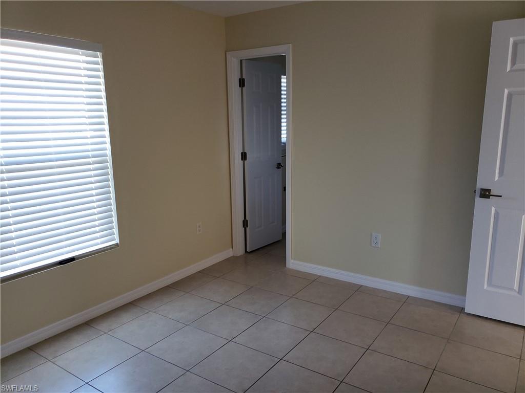 SAN CARLOS PARK - Residential Lease