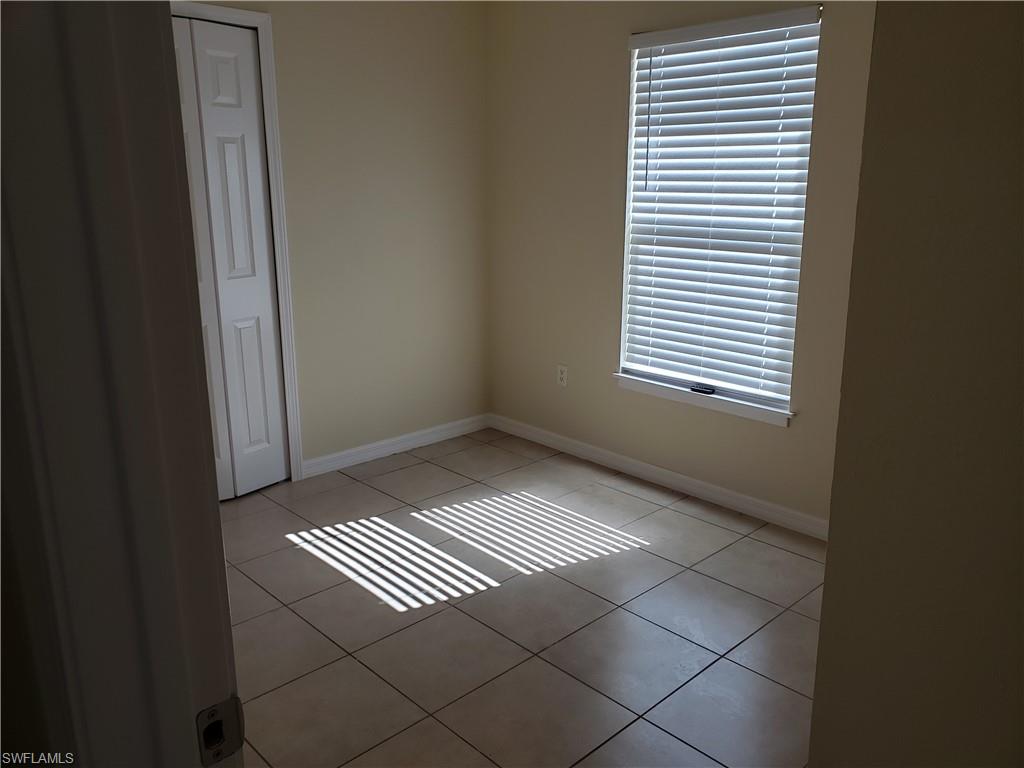 SAN CARLOS PARK - Residential Lease