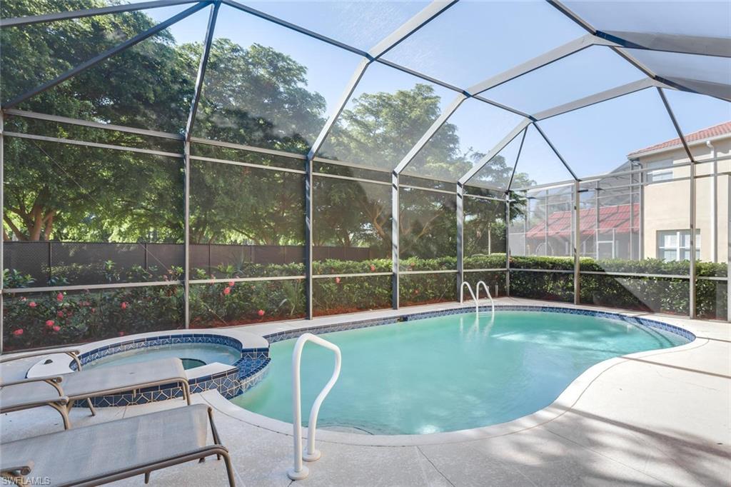 COLONIAL POINTE - Residential