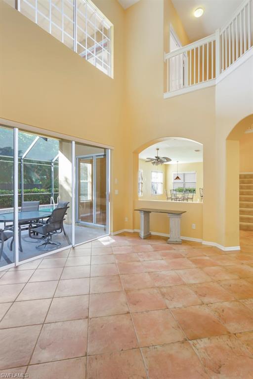 COLONIAL POINTE - Residential