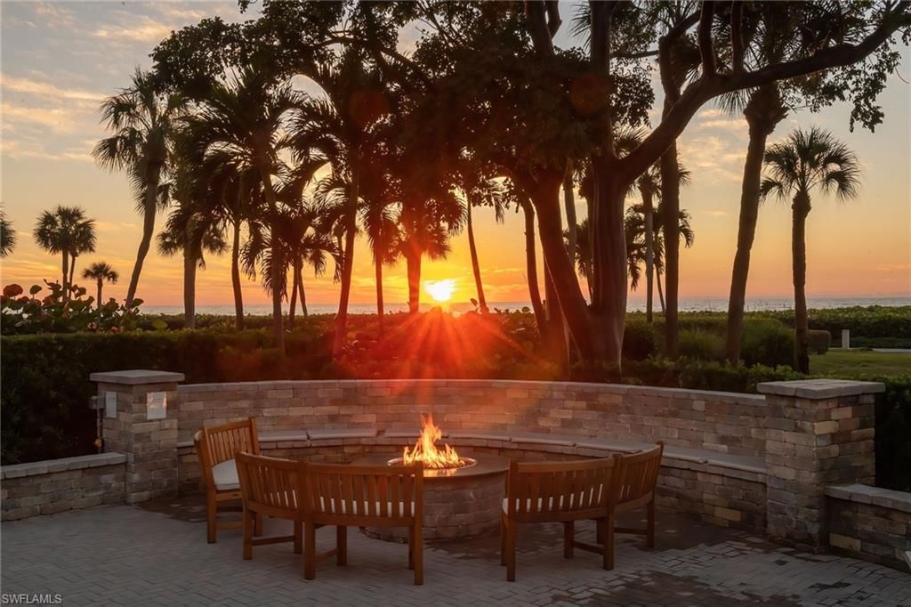 Photo of 4021 GULF SHORE BLVD N #V-16, NAPLES, FL 34103 (MLS # 225005003)