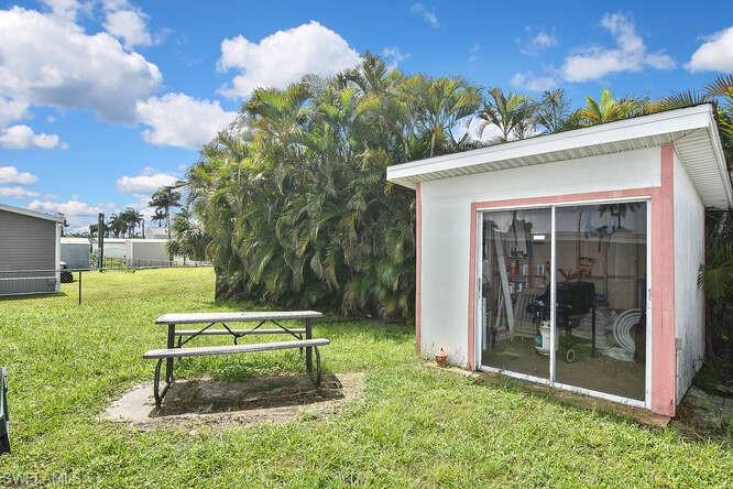 IONA GARDENS - Residential