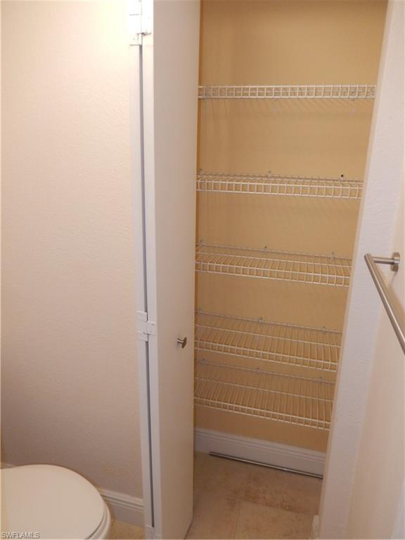 VENETIAN PALMS - Residential