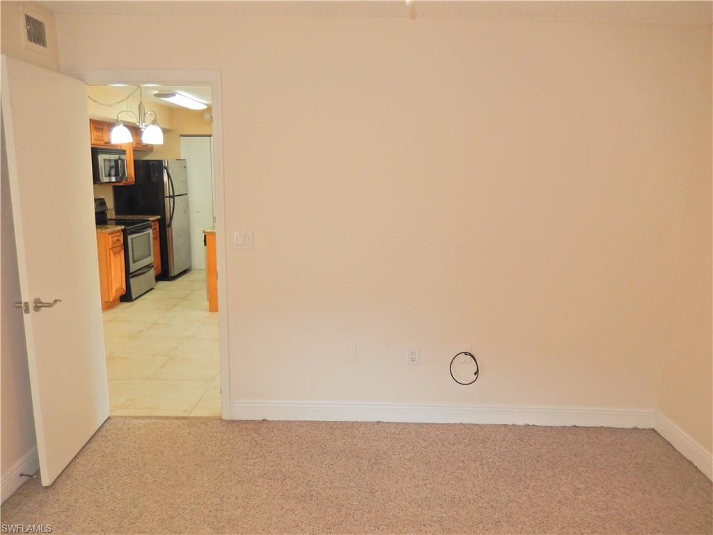 VENETIAN PALMS - Residential