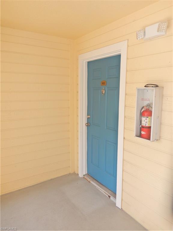 VENETIAN PALMS - Residential