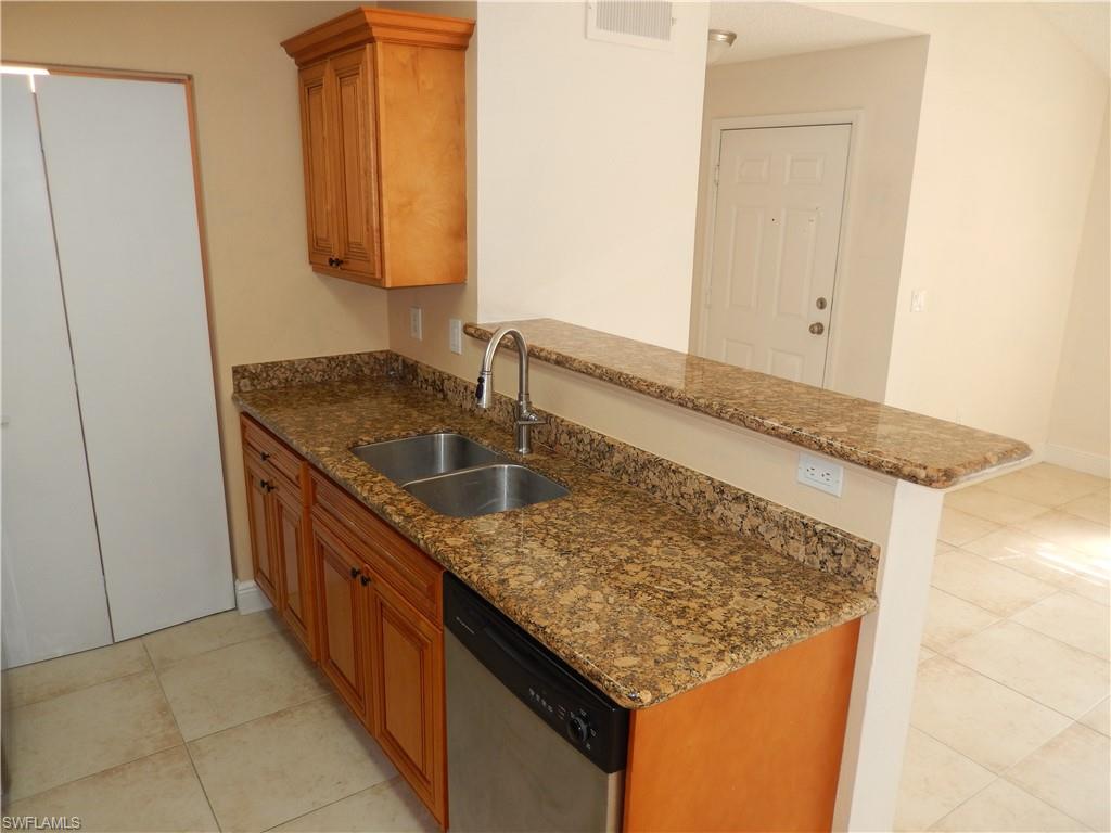 VENETIAN PALMS - Residential