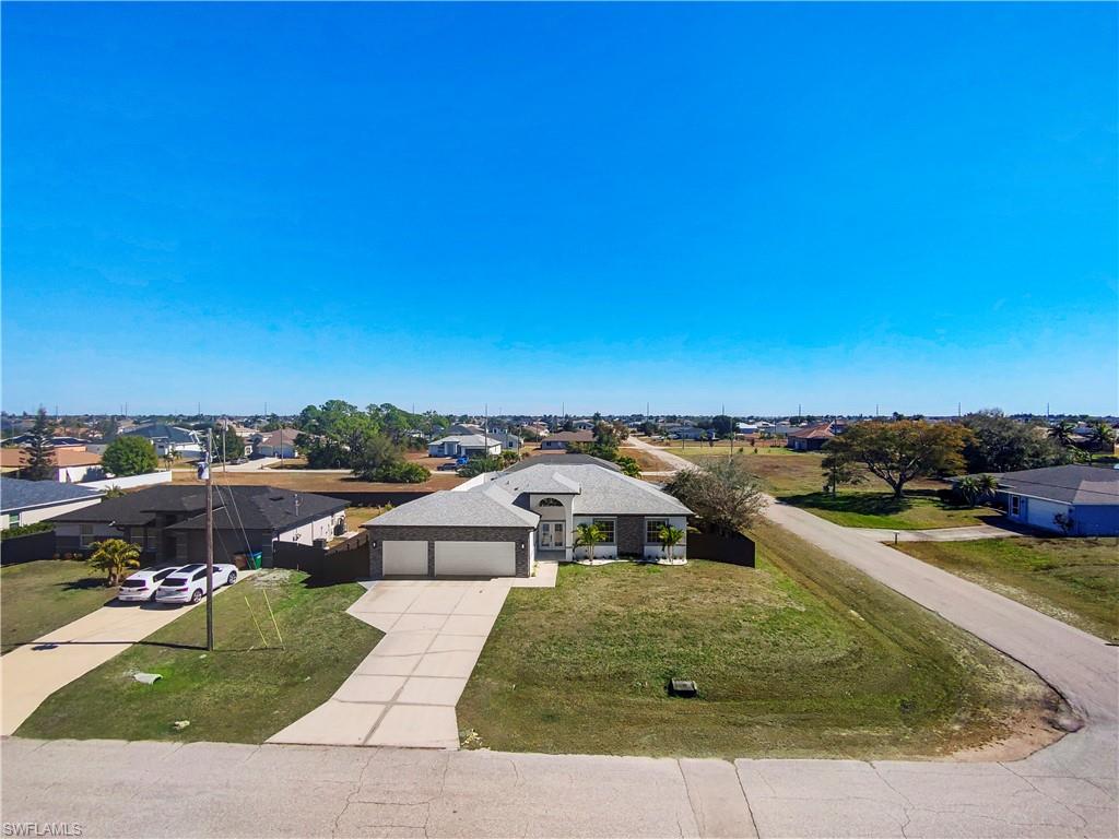 CAPE CORAL - Residential