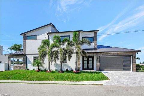 596 97th AVE N NAPLES FL 34108