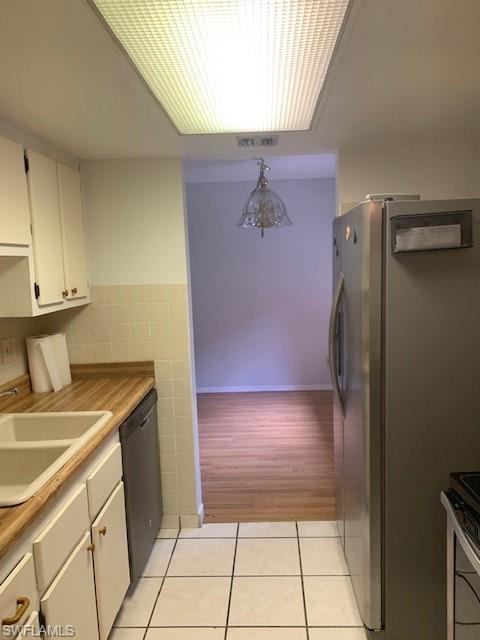 TOWERS CONDO - Residential