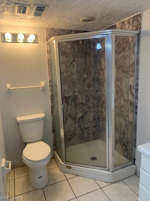 TOWERS CONDO - Residential