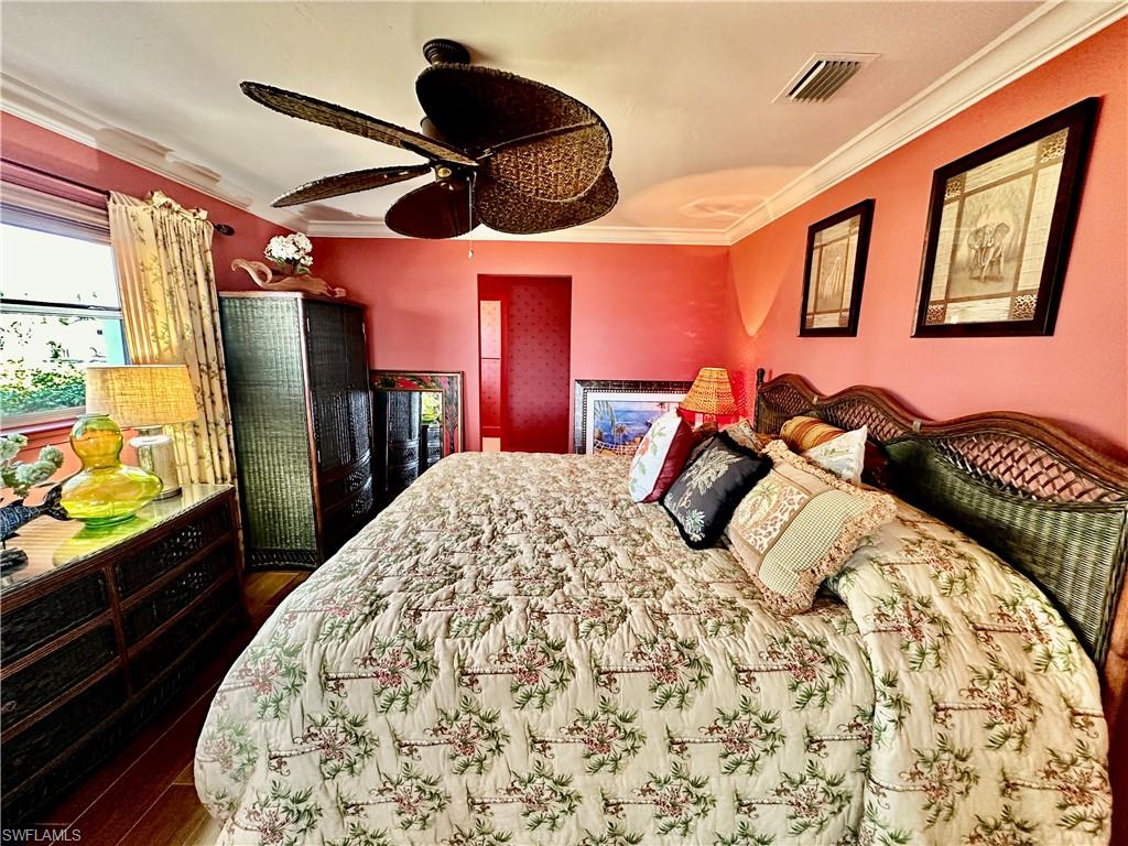 ISLES OF CAPRI - Residential