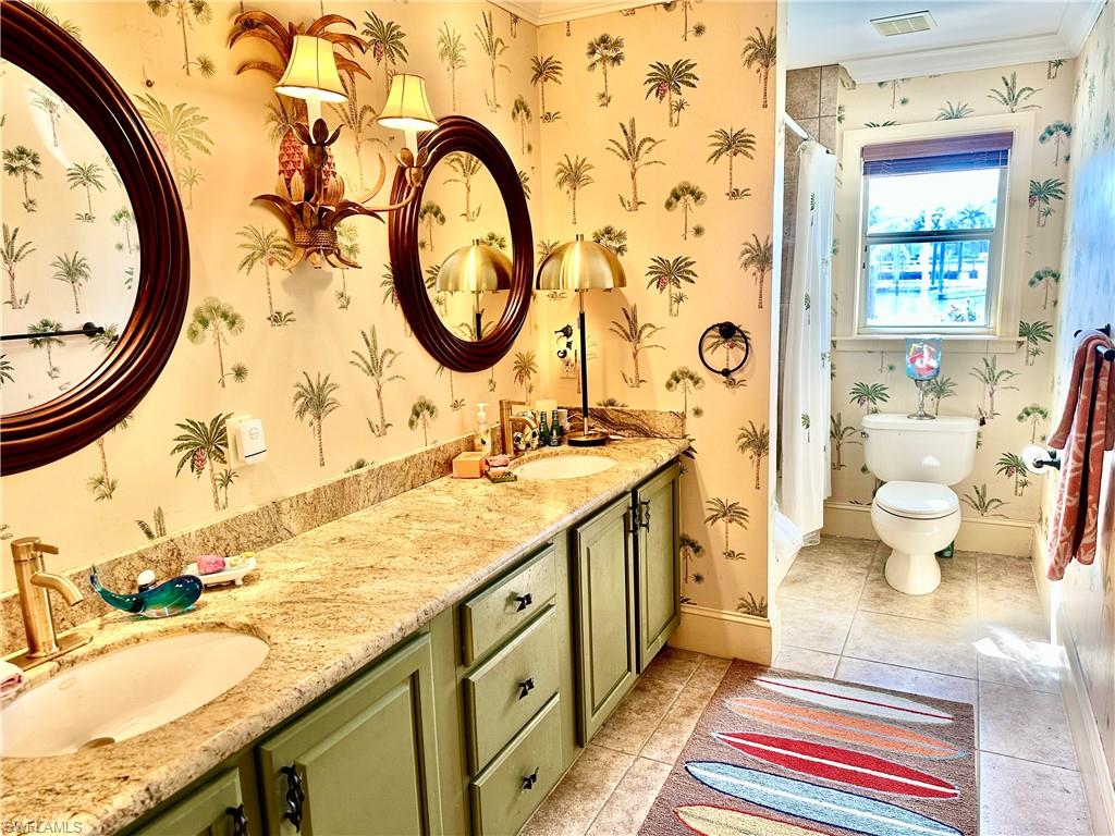 ISLES OF CAPRI - Residential