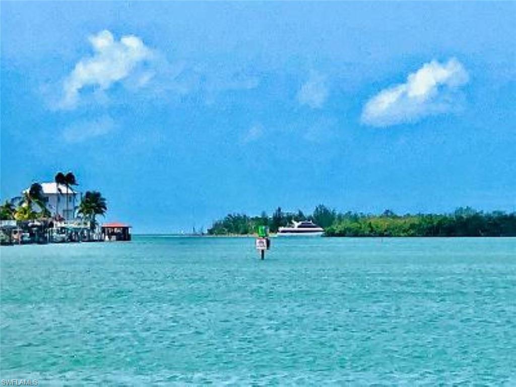 ISLES OF CAPRI - Residential