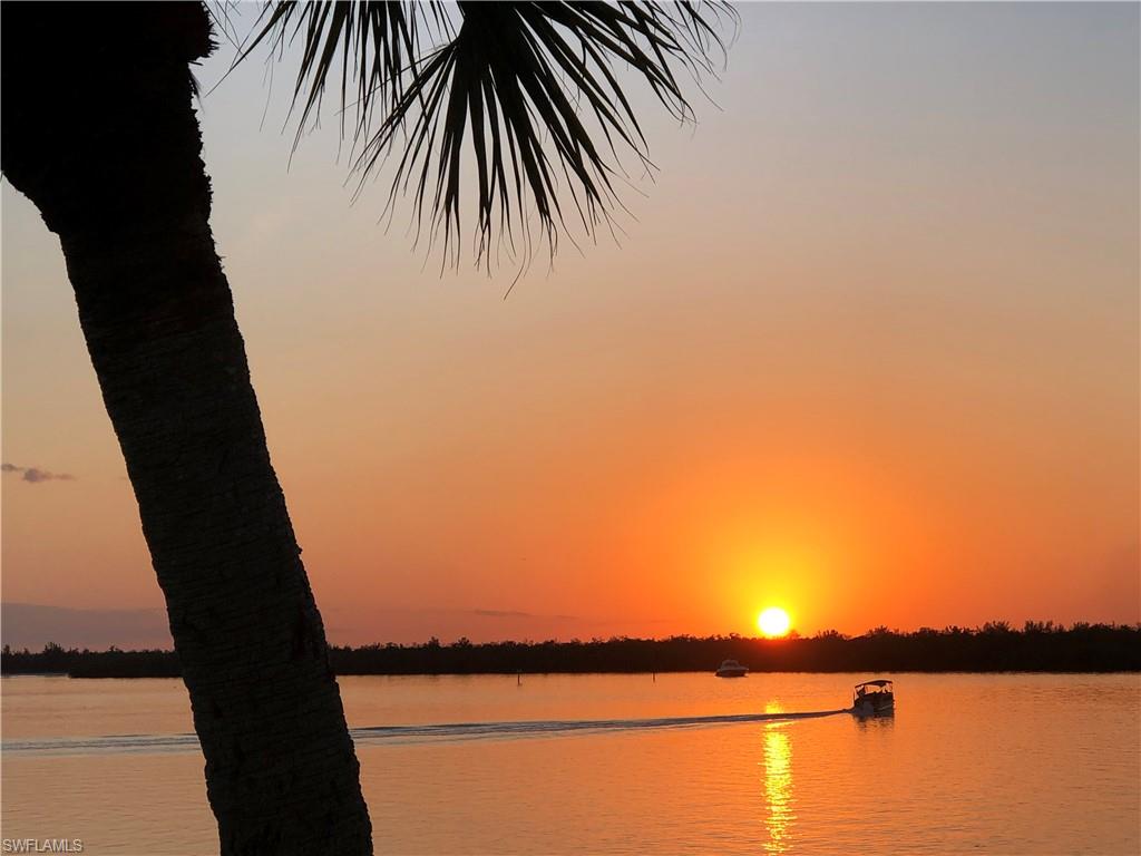 ISLES OF CAPRI - Residential