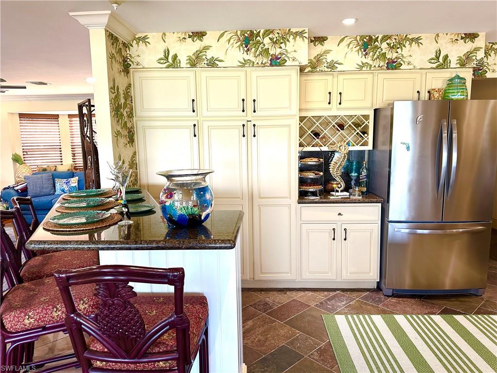 ISLES OF CAPRI - Residential